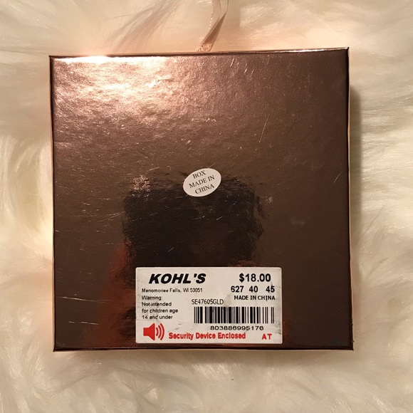 SOLD! LAUREN CONRAD EARRING STUDS - Picture 4 of 4